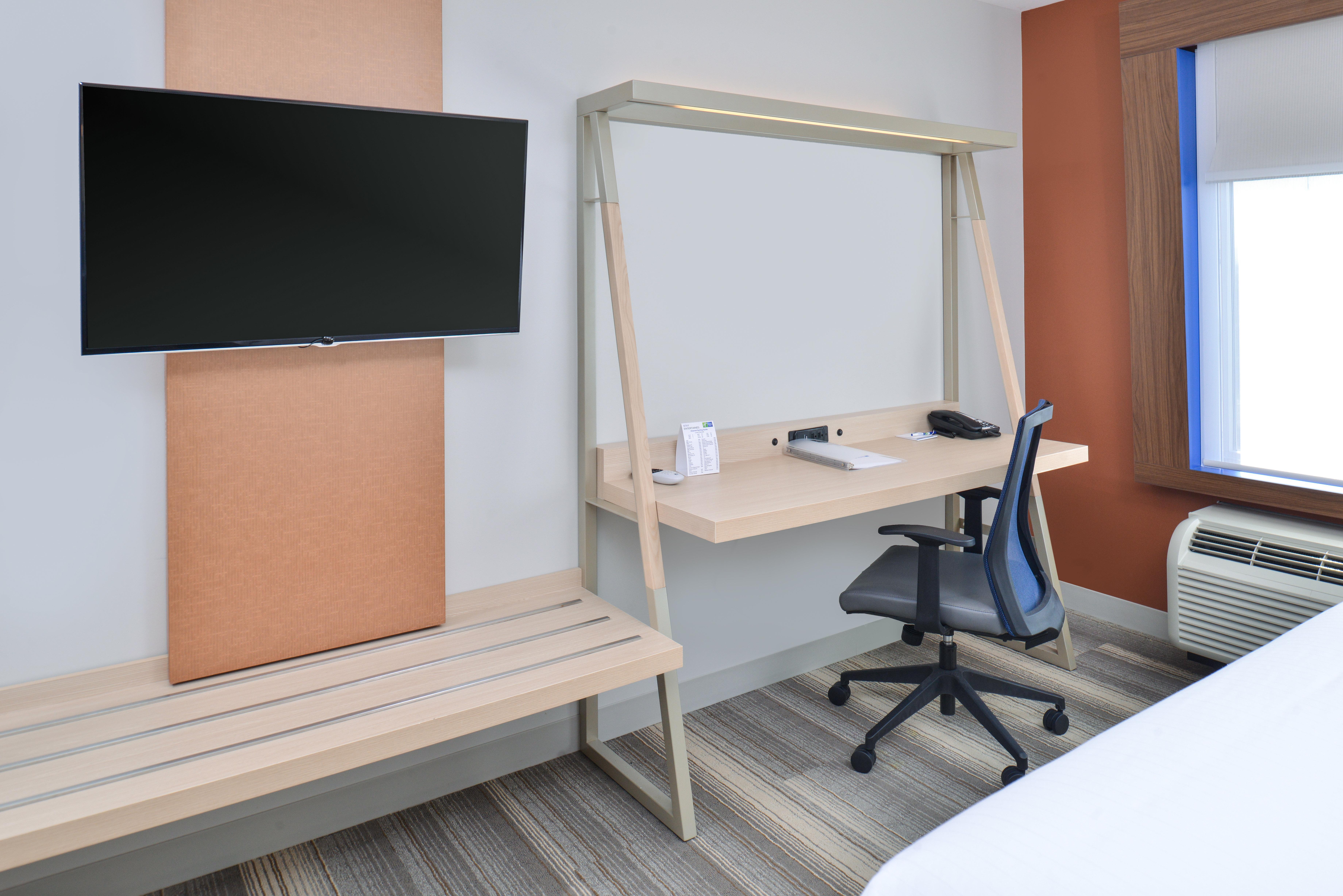 Holiday Inn Express & Suites Farmington Hills - Detroit By Ihg Exterior foto